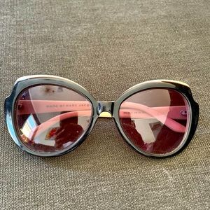 Marc by Marc Jacobs two-tone black and cream glam sunglasses.